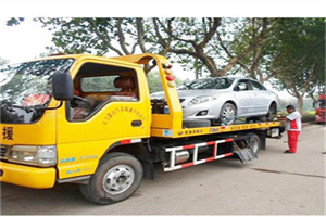 绵竹附近24小时汽车拖车服务热线