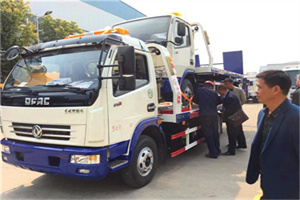 绵竹汽车道路救援拖车价格